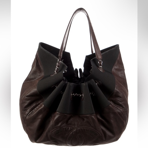 LAMBSKIN LEATHER DRAWSTRING CHANEL BAG - Picture 10 of 14